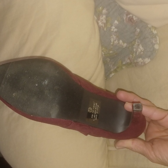 New Suede boot 7.5 - Picture 2 of 3